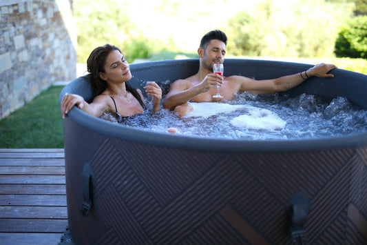 Portable Dropstitch Spa Hot Tub (2-6 Person)